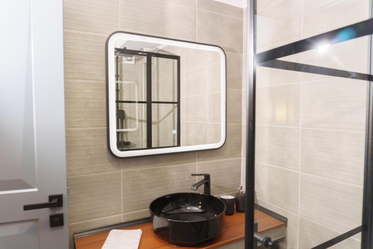 Sani Deluxe Suites Home- Monastiraki Square - Brand New Home Афины Экстерьер фото