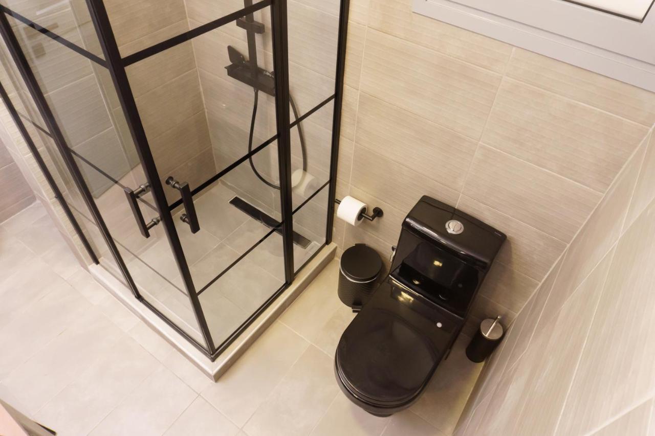 Sani Deluxe Suites Home- Monastiraki Square - Brand New Home Афины Экстерьер фото