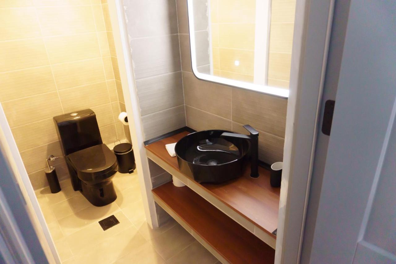 Sani Deluxe Suites Home- Monastiraki Square - Brand New Home Афины Экстерьер фото