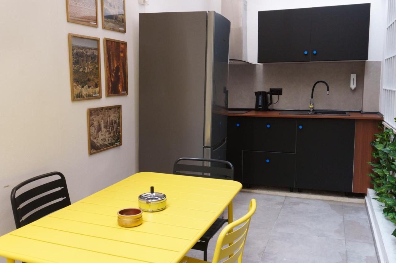Sani Deluxe Suites Home- Monastiraki Square - Brand New Home Афины Экстерьер фото